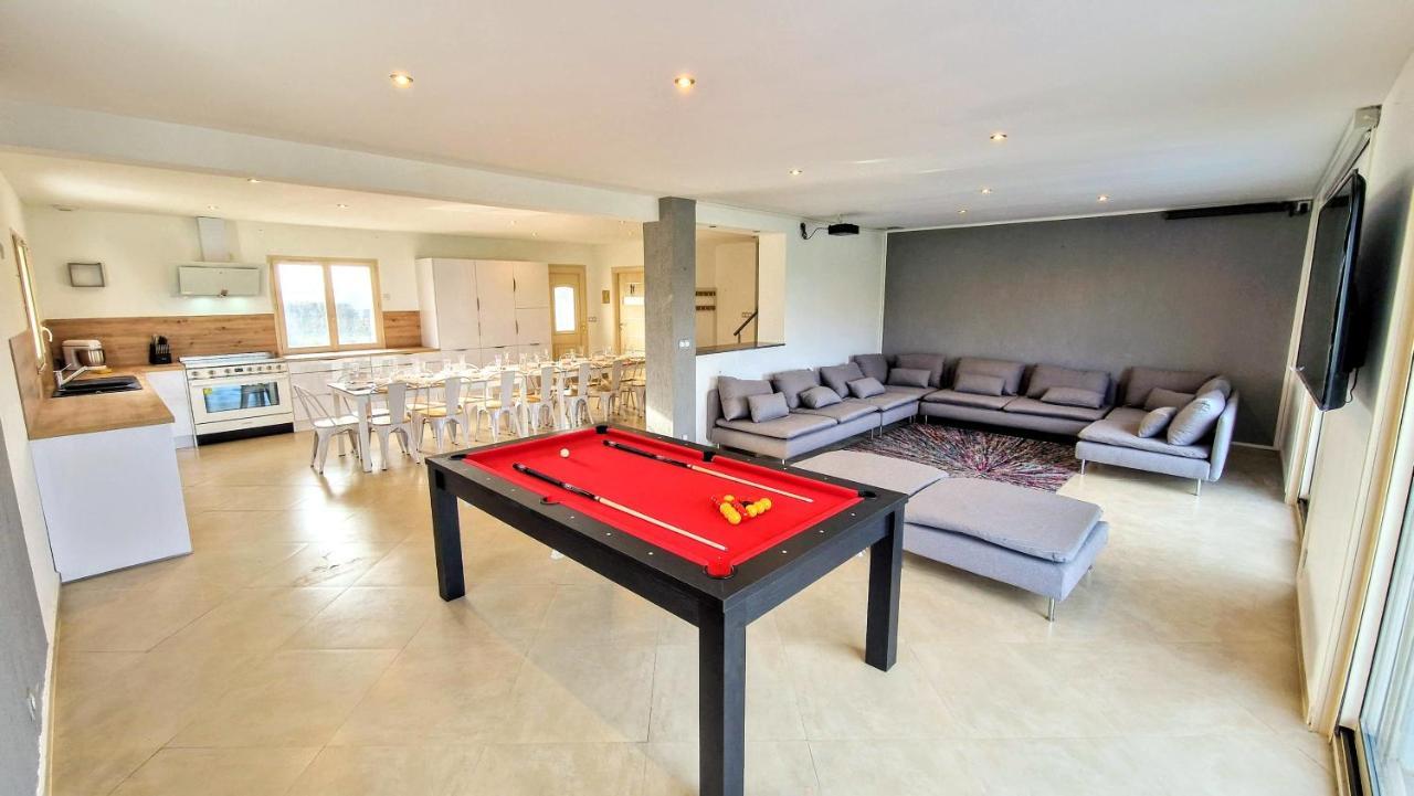Les Retrouvailles Des Ducs By Vindihouses - Piscine Chauffe Toute L'Annee - Billard Magnien Luaran gambar