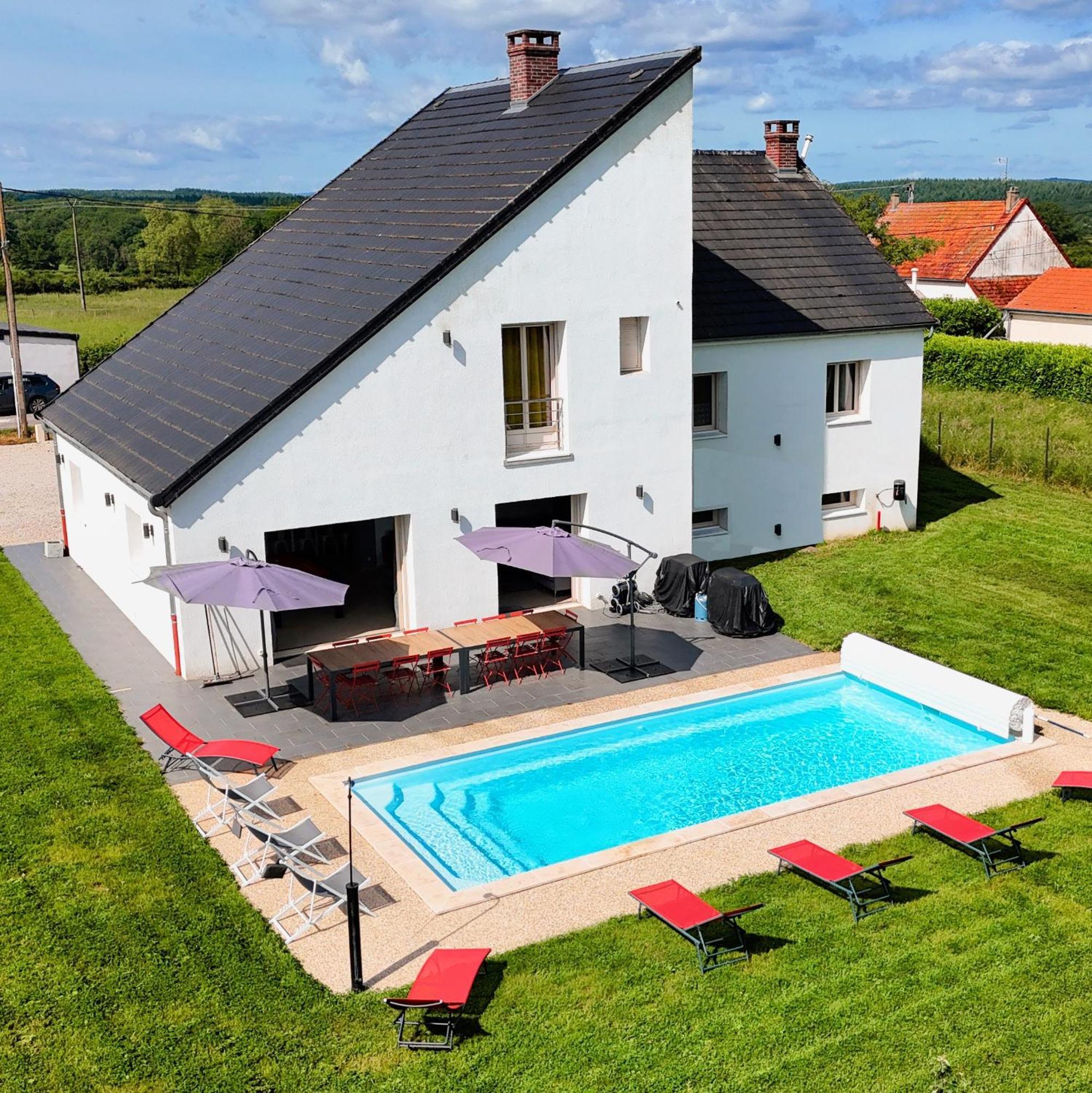 Les Retrouvailles Des Ducs By Vindihouses - Piscine Chauffe Toute L'Annee - Billard Magnien Luaran gambar